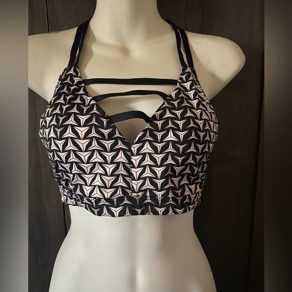 VSX Black and White Sports Bra with Supportive Design